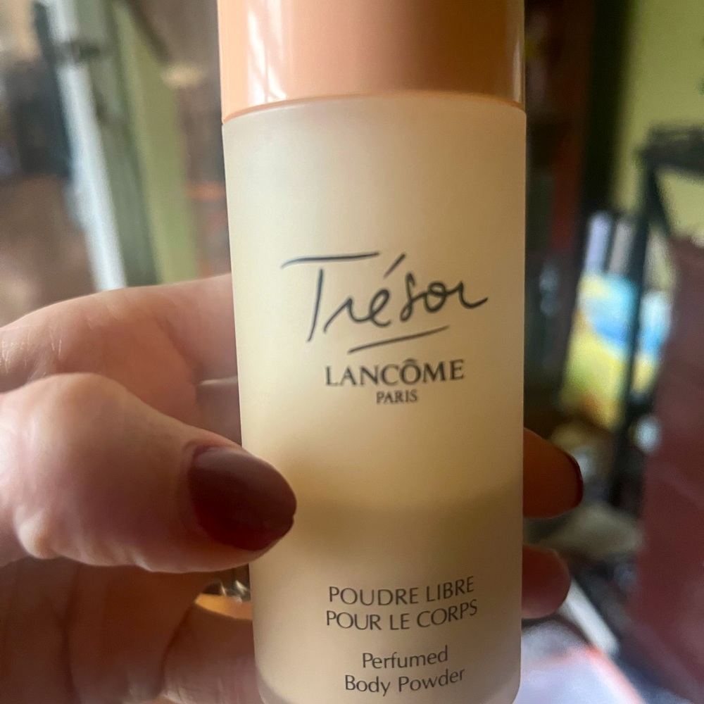 Lancôme Tresor 1.0 ounce.